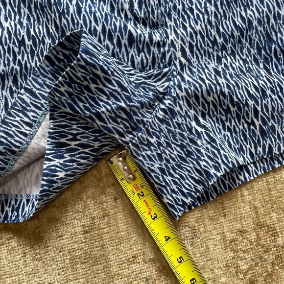 Blue Wave print Bermuda shorts, size 0 by Kenar - Picture 7 of 7